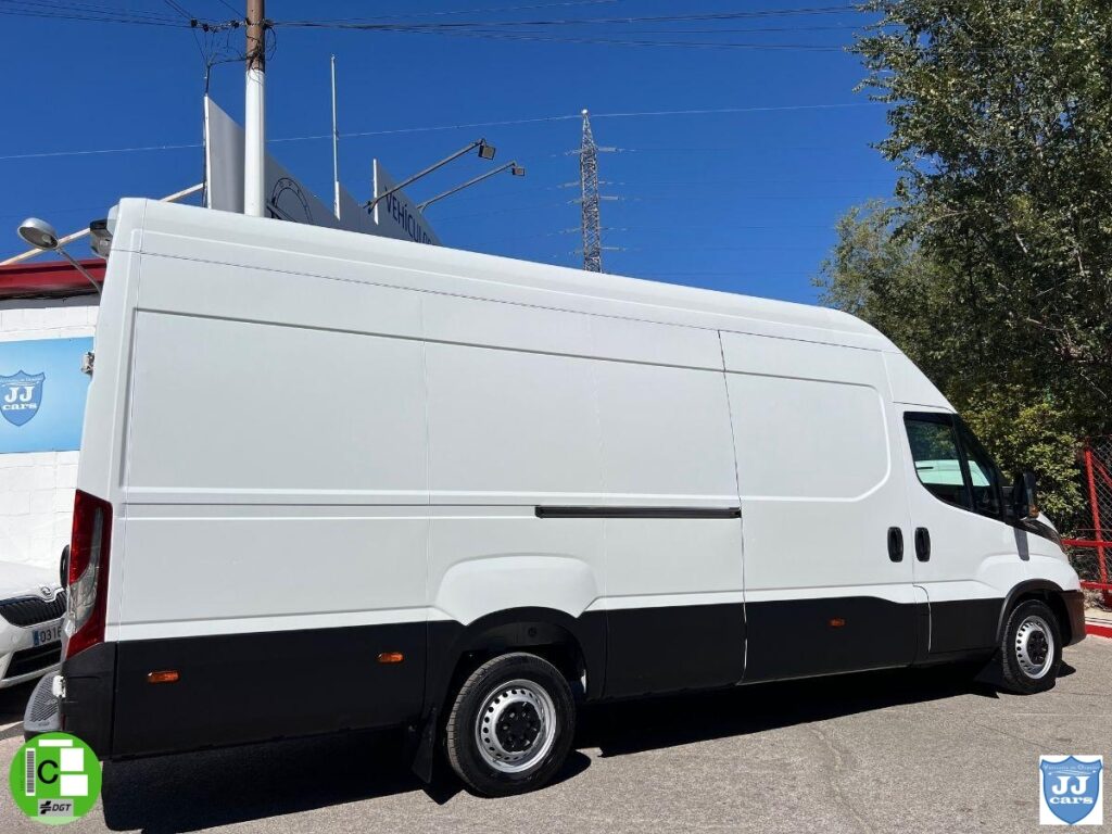 IVECO Daily 35S 18H V 4100H3 18 M3 3.0D