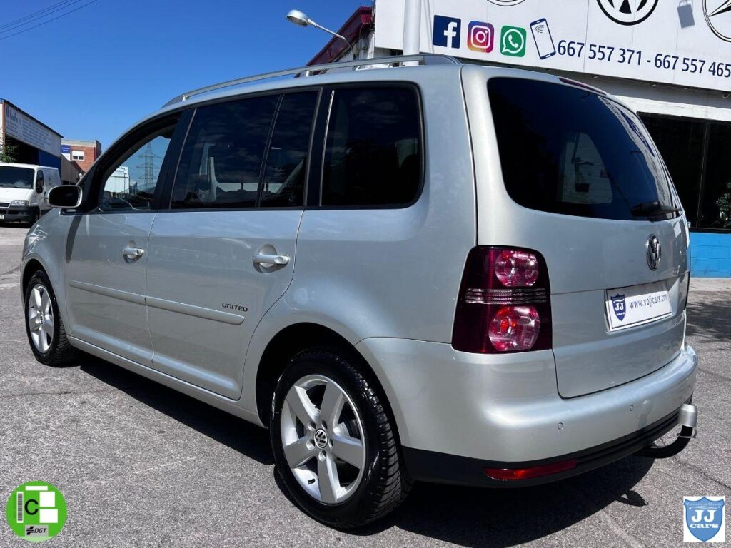 VOLKSWAGEN – Touran – Highline 1.4 TSI 140 CV