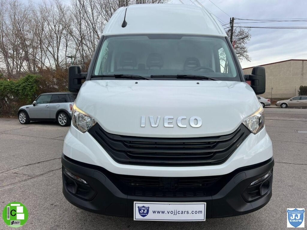 IVECO  Daily 3.0D 176CV