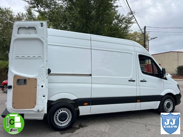 MERCEDES Sprinter 211 CDI MEDIO  ALTO
