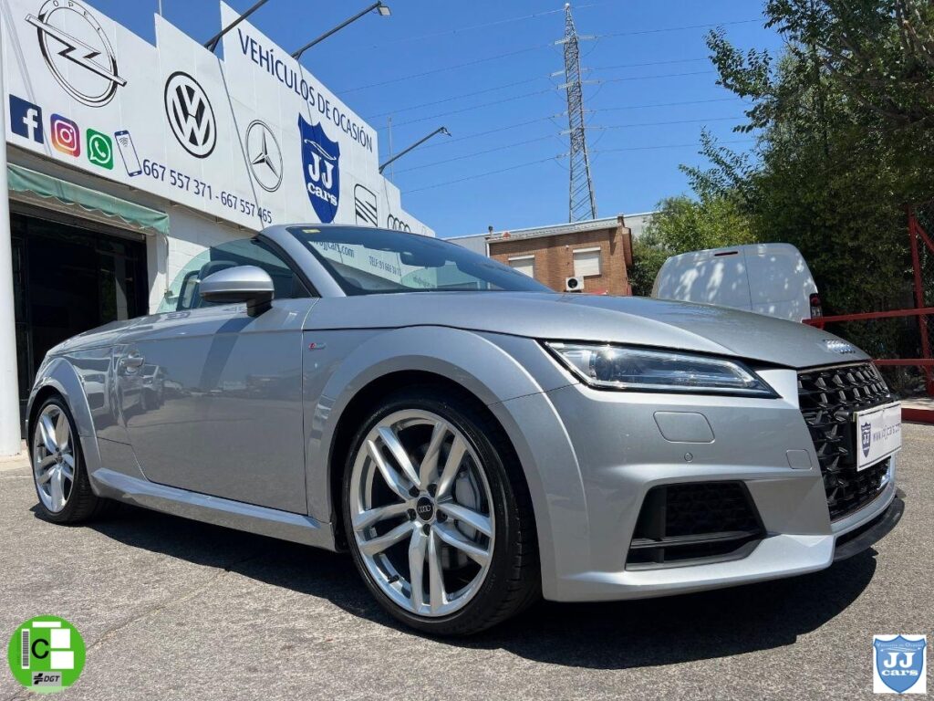 AUDI – TT – Roadster  45 TFSI S Line