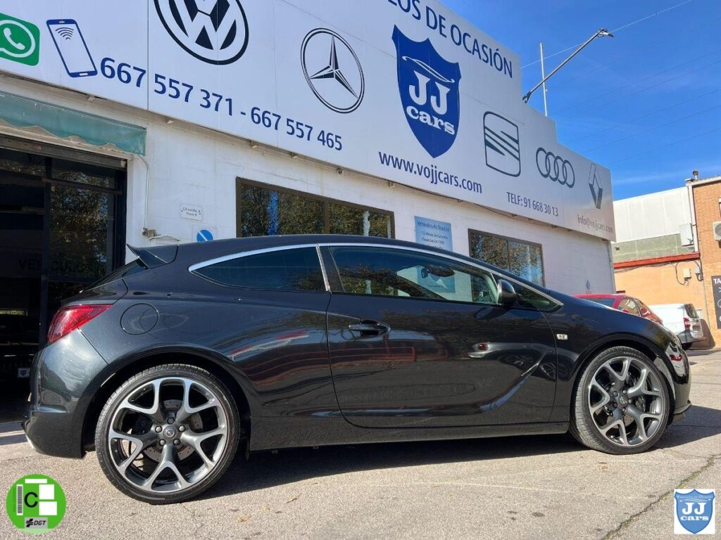 OPEL – GTC Astra 2.0 Turbo  280CV OPC GTC