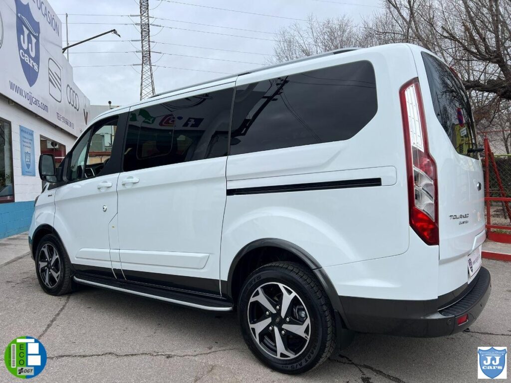 FORD – Tourneo Custom – Grand  Titanium 2.0 EcoBlue 136 kWHybrid
