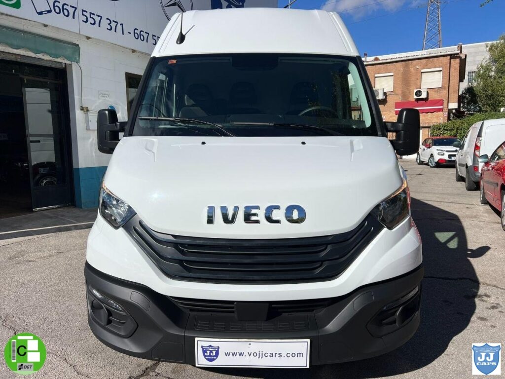 IVECO Daily 3.0D 176CV 35S 18H A8 V 4100H2 16 M3