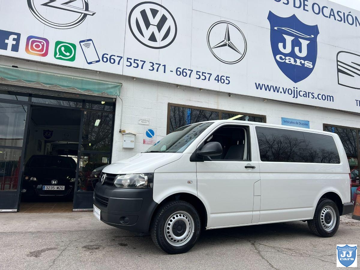 VOLKSWAGEN – Transporter 2.0TDI COMBI 9