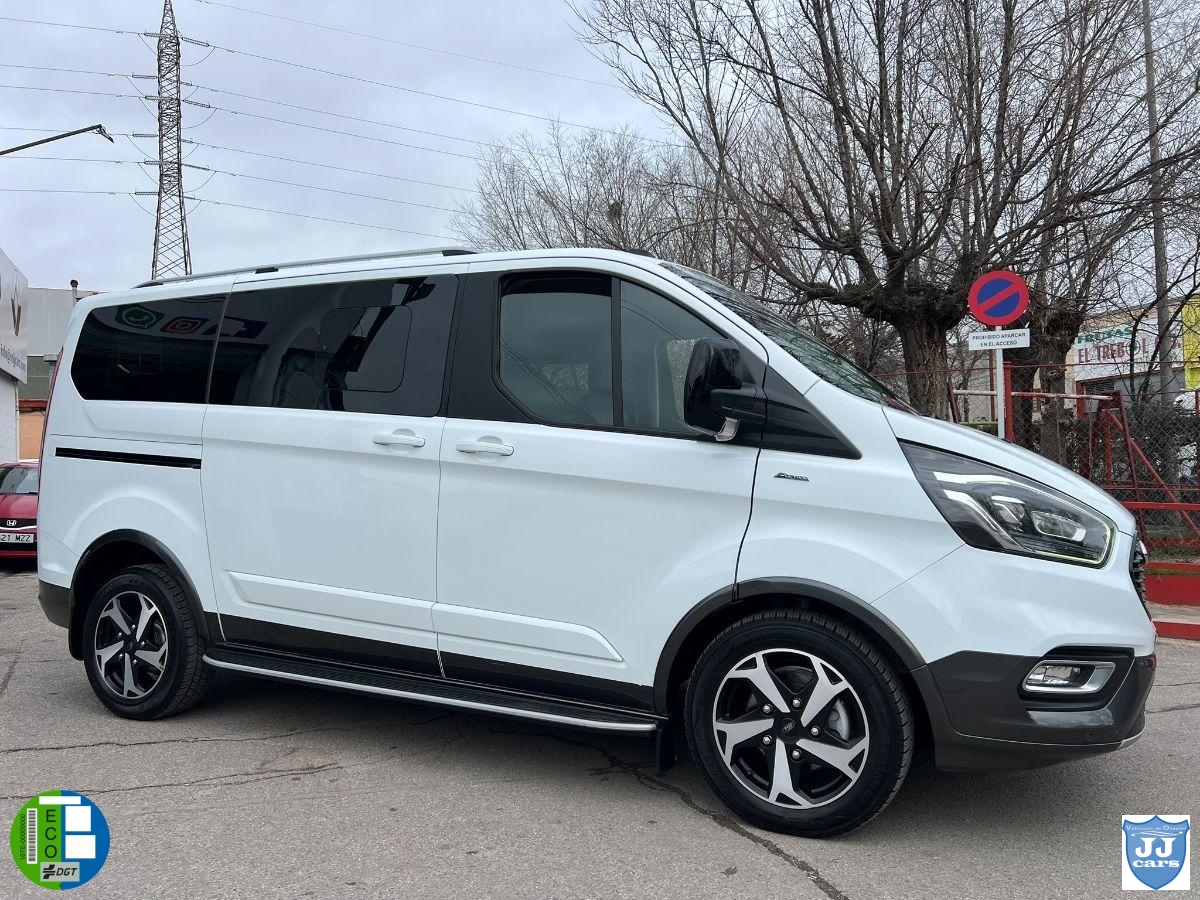 FORD – Tourneo Custom – Grand  Titanium 2.0 TDCi 185CV ACTIVE