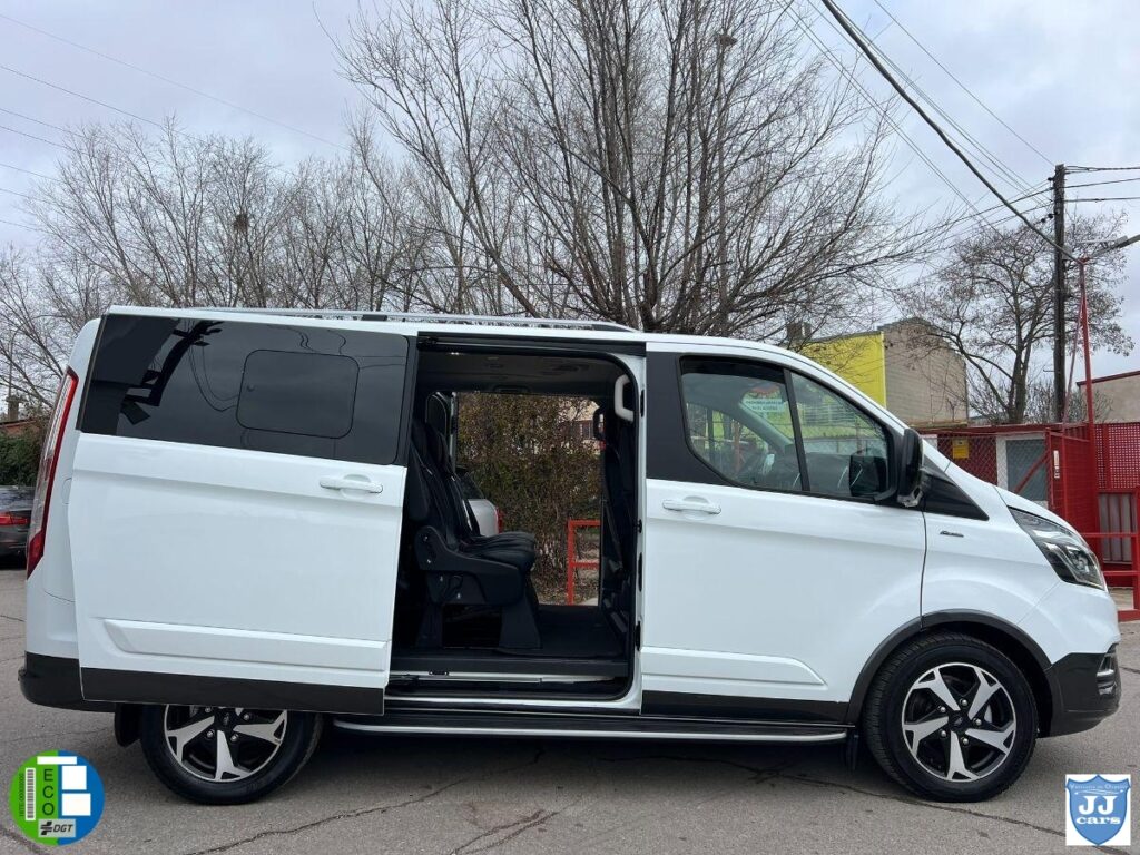 FORD – Tourneo Custom – Grand  Titanium 2.0 TDCi 185CV ACTIVE