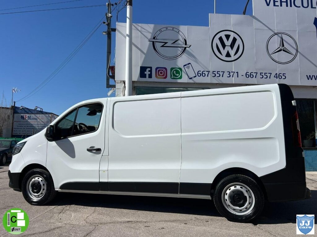 RENAULT Trafic Furgon L2H1 2.0BluedCi