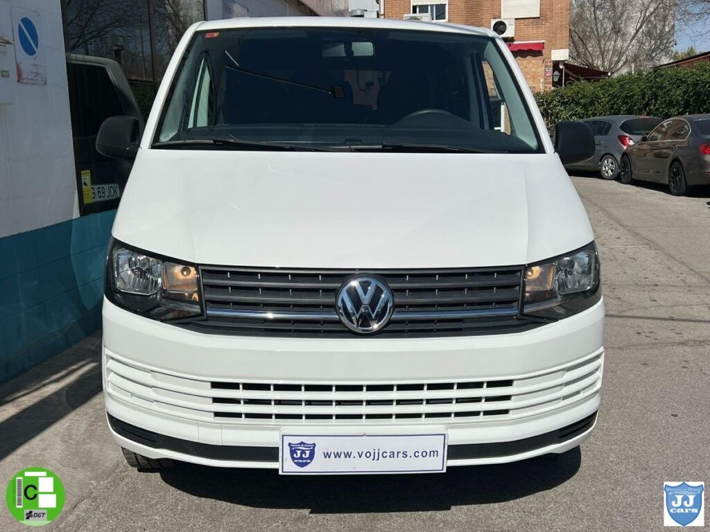 VOLKSWAGEN TRANSPORTER  2.0TDI COMBI 9