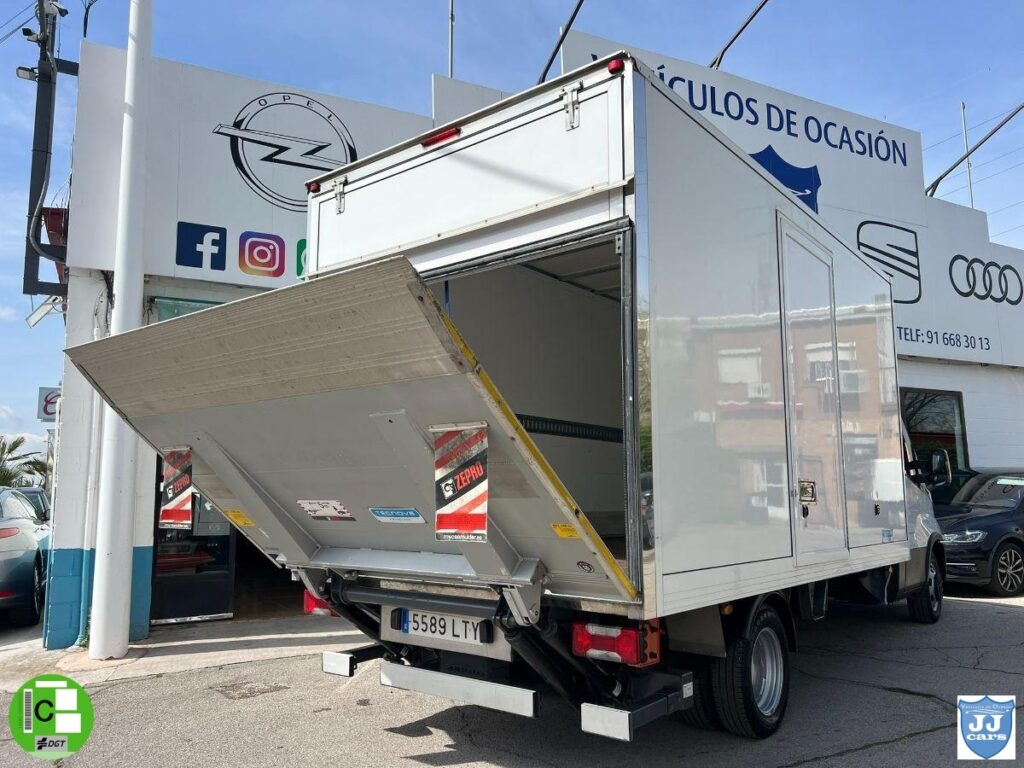 IVECO  Daily 35C 16 2.3D 156CV