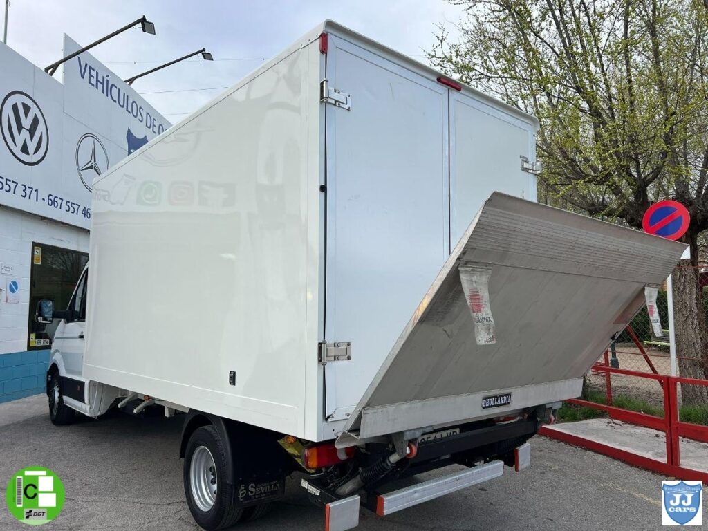 VOLKSWAGEN Crafter L4 2.0 TDI 177CV Trampilla