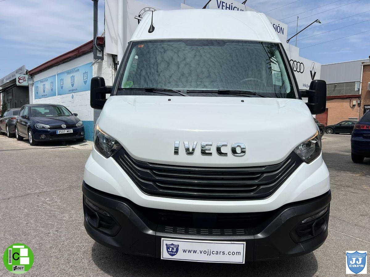 IVECO Daily 2.3 TD 35S 16 A8 V 4100H2 16 M3
