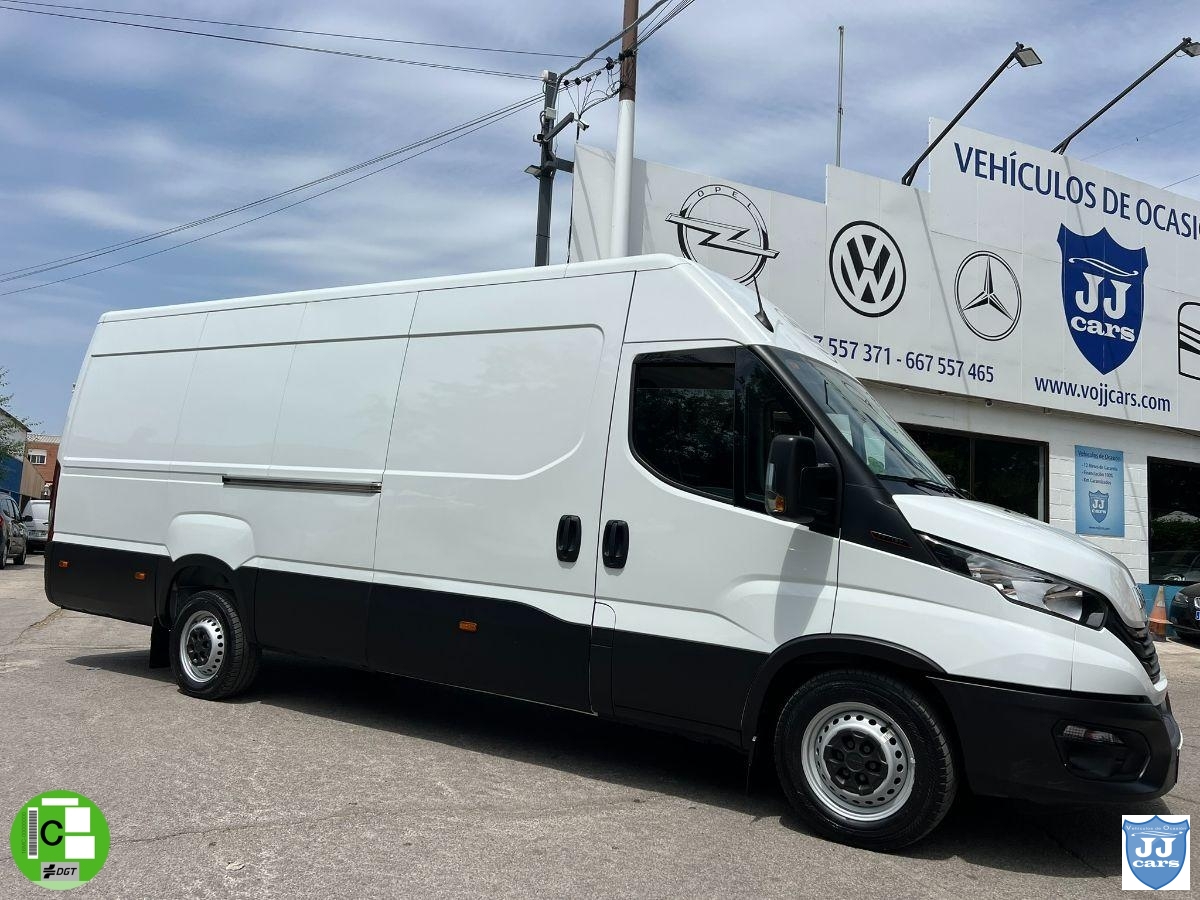 IVECO Daily 2.3 TD 35S 16 A8 V 4100H2 16 M3