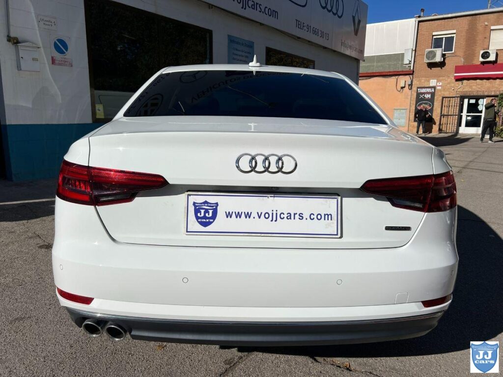 AUDI – A4 –  3.0 TDI 272CV quattro tip. Design