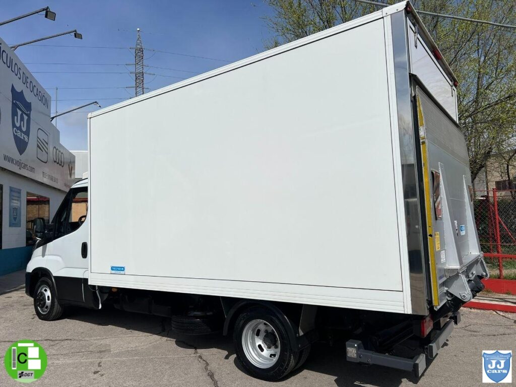 IVECO  Daily 35C 16 2.3D 156CV