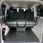 
										VOLKSWAGEN TRANSPORTER  2.0TDI COMBI 9 full									