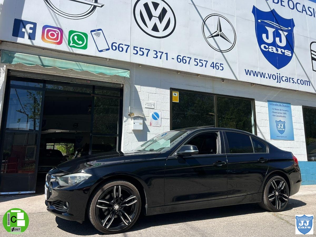 BMW – Serie 3 – 328i xDrive Berlina