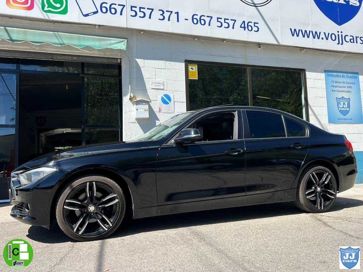 BMW – Serie 3 – 328i xDrive Berlina