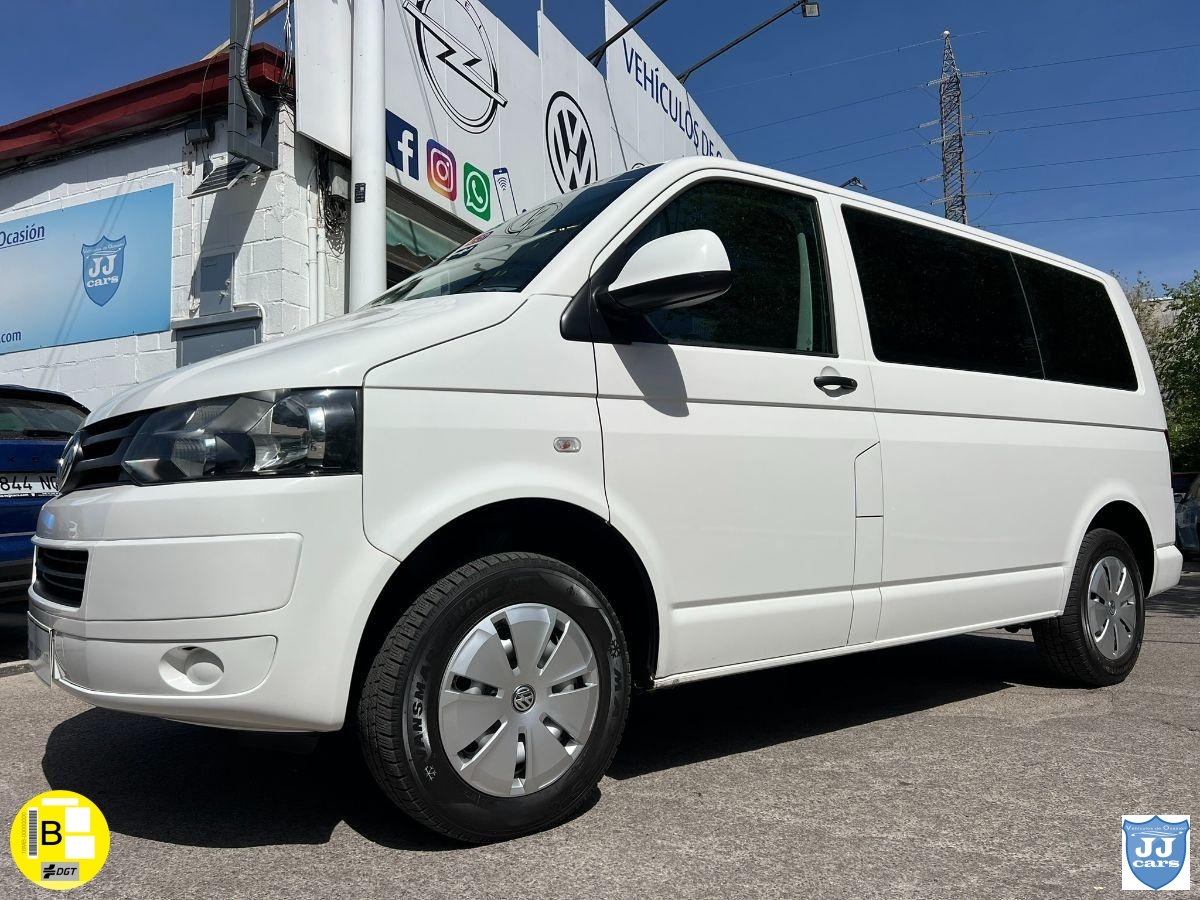 VOLKSWAGEN Transporter 2.0Tdi Combi 9