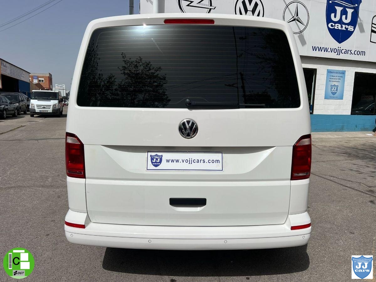 VOLKSWAGEN Transporter 2.0Tdi Combi 9