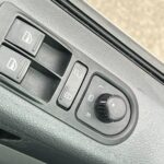 
										VOLKSWAGEN Transporter 2.0Tdi Combi 9 full									